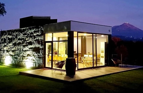 Molares House | Homerez - Nice house for 2 ppl. with shared pool at Molares