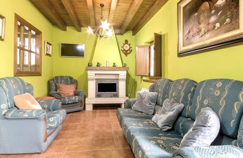 Trescares House | Homerez - Nice house With mountain view and terrace