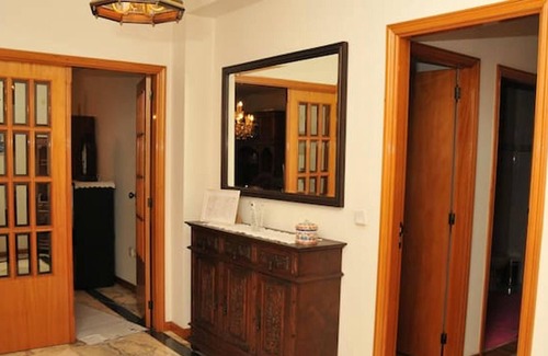 Oliveira do Castelo Apartment | Homerez - Spacious appartement for 6 ppl. with balcony at Guimarães