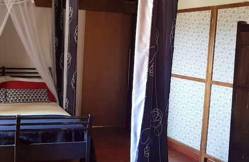 Arjona House | Homerez - Spacious house for 8 ppl. at Arjona