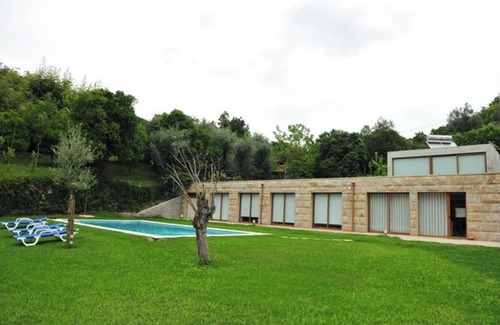 Canicada Villa | Homerez - "Spacious villa in Caniçada with year-round private pool"