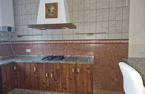 Pruna Villa | Homerez - Spacious Villa with Pool in Pruna