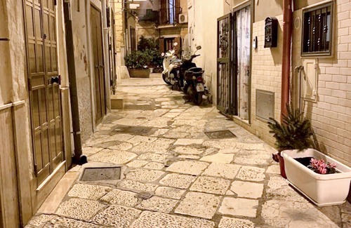 Old Town Apartment | Homerez - Studio Bari, historic centre
