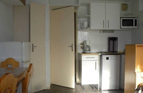 Les Deux Alpes Apartment | Homerez - Studio Mountain View - Les Deux Alpes
