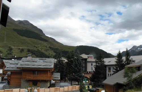 Les Deux Alpes Apartment | Homerez - Studio Mountain View - Les Deux Alpes