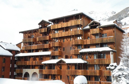 Les Deux Alpes Apartment | Homerez - Studio Mountain View - Les Deux Alpes