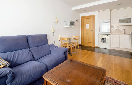 Baiona Old Town Apartment | Homerez - Welcoming flat in Baiona - 50 m² - Free parking