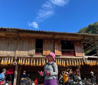 Vi Xuyen Ski Chalet | Homestay and Tây Côn Lĩnh Tea