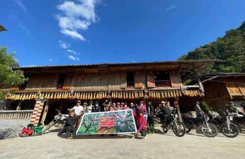 Vi Xuyen Ski Chalet | Homestay and Tây Côn Lĩnh Tea