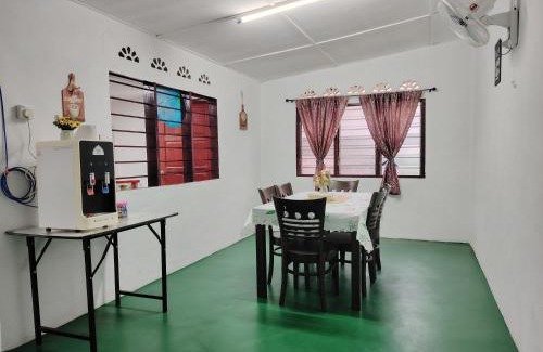 Jengka Ski Chalet | Homestay Bakti Rantau Perintis Free NETFLIX
