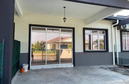 Banting House | Homestay Idaman, Olak Lempit at Banting