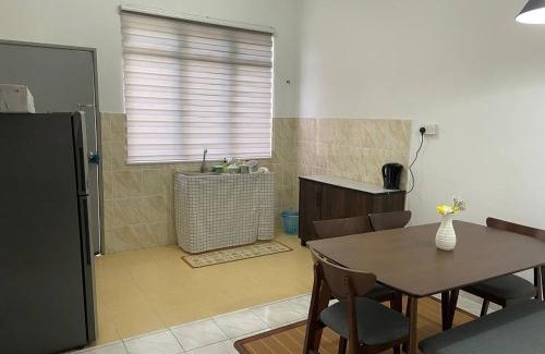 Banting House | Homestay Idaman, Olak Lempit at Banting
