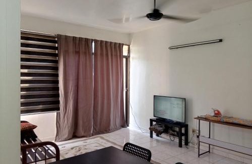 Central Seberang Perai Apartment | Homestay Idaman Penang