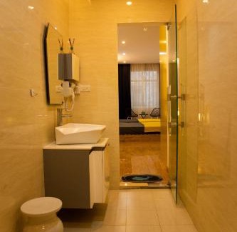 Ba Dinh House | Homestay TAP gần phố Đường Tầu