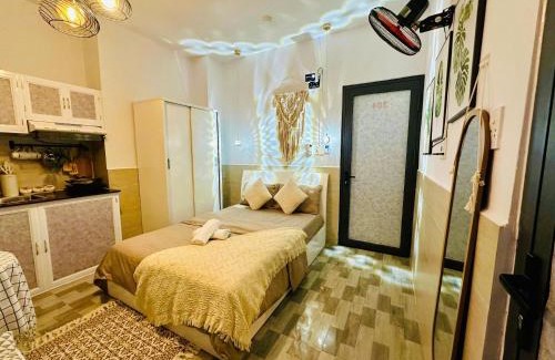 Tan Thuan Dong Hotel | Homestay Tiểu Nhị