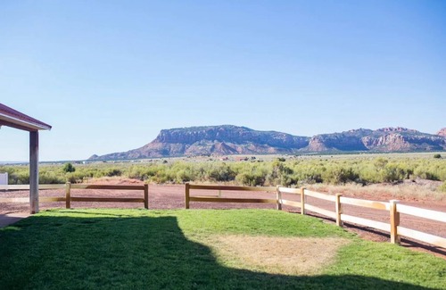 Fredonia House | Homestead Hideaway- Spacious Home Central to Zion, Grand Canyon, Bryce & More!