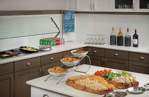 Oakley Hotel | Homewood Suites by Hilton Cincinnati-Midtown, OH