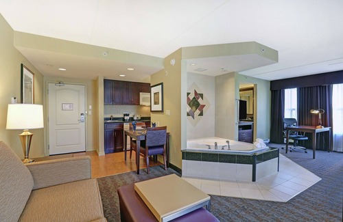Cambridge Hotel | Homewood Suites by Hilton Cambridge Waterloo Ontario