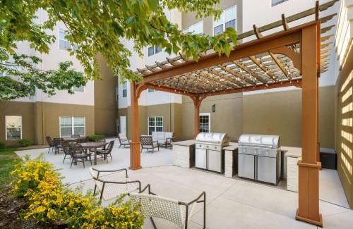 Erie Hotel | Homewood Suites by Hilton Erie