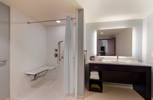 Mobile Hotel | Homewood Suites by Hilton Mobile I-65/Airport Blvd, AL