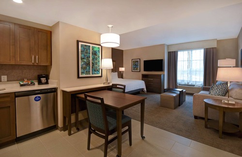 Florida Central Atlantic Coast Hotel | Homewood Suites by Hilton Orlando at Flamingo Crossings