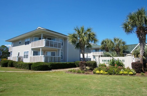 Cherry Grove Beach Condo | Homey condo w/private deck in quiet resort w/fabulous pool & Jacuzzi - one block from the beach