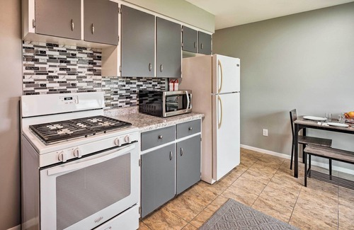 Jenison Apartment | Homey Duplex - 10 Mi to Downtown Grand Rapids!