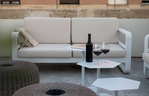 Distrito Centro Apartment | Hommyhomme Coliseum 103