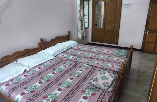 Palani House | Honeycomb Homestay Ground floor - near Palani Murugan Temple