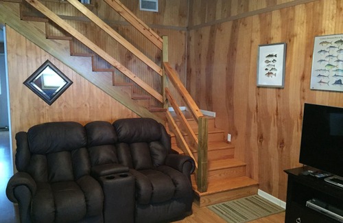 Venice Boat Rental | HONEYHOLE 3BR. Beautiful, spacious, and best of all.NO BUNK BEDS!