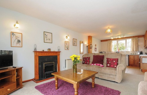 St. Ann's Chapel Cottage | HONIPINE HOUSE, pet friendly, character holiday cottage in Gunnislake