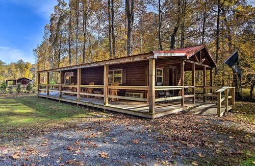St George Cabin | ‘Hooah’ Cabin Retreat w/Grill & Step-Free Access