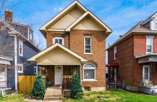 Columbus House | ★ Hook’s Lair ★ 4 BR Home w/Barcade ★ Close to Downtown/Nationwide/German Vil★