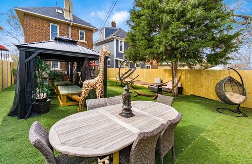 Columbus House | ★ Hook’s Lair ★ 4 BR Home w/Barcade ★ Close to Downtown/Nationwide/German Vil★