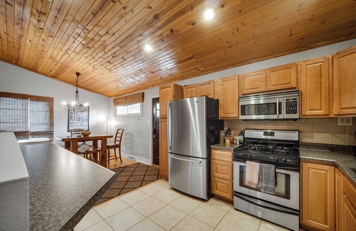 Miller Beach House | Hoosier Home - 5 min walk to the beach
