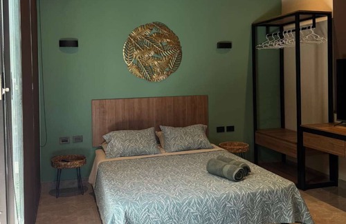 Salas House | HOP MANGO exclusiva casa de campo