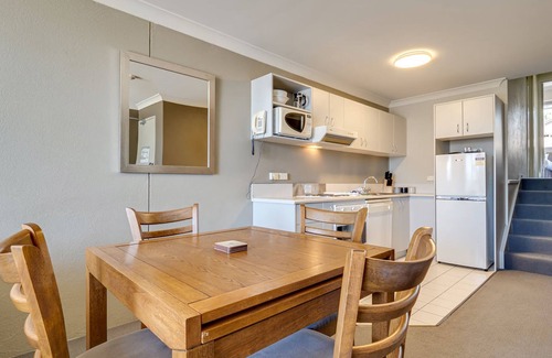 Jindabyne Apartment | Horizons 120 is perfectly located to take advantage of all that the Snowy Mountains has to offer
