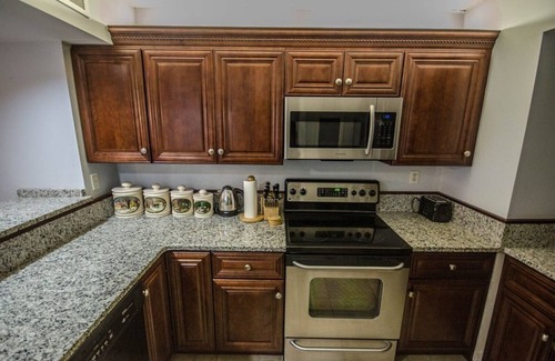 Seabreeze Park Condo | Horizons Condominium 10th floor 2/2 Ocean Front