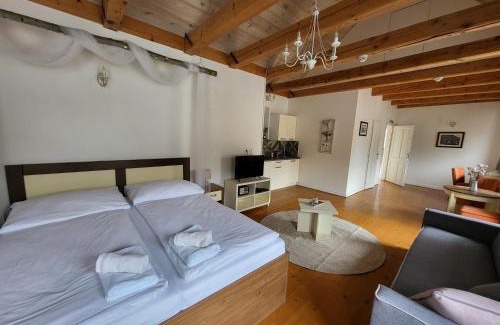Banska Stiavnica Apartment | Horný apartmán H21 Banská Štiavnica