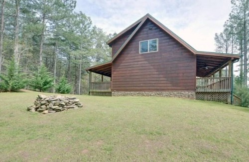 Copperhill Cabin | Horse Collar Lodge- Hot tub, ,minutes to Ocoee river rafting, pool table, Pet Friendly, fire pit