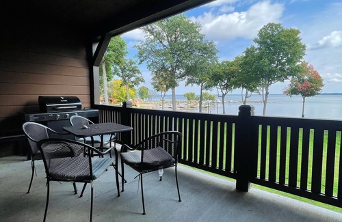 Walker Condo | *HORSESHOE BAY BEACH CONDO* Mesmerizing Lake View- Highly Appointed Condo