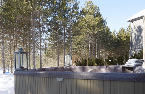 Oro-Medonte House | Horseshoe Resort Chalet