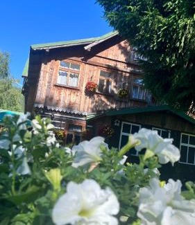 Pec pod Snezkou Ski Chalet | Horská chata Amor
