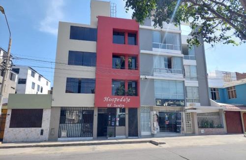 San Martin de Porres House | Hospedaje El Jardín