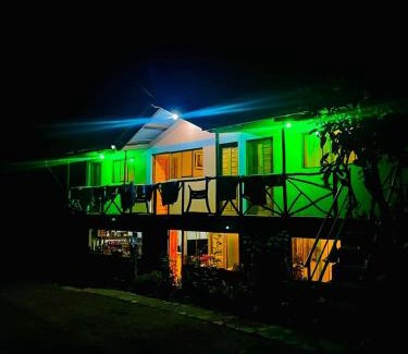 Santa Teresa Hotel | Hospedaje el Mirador