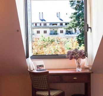 San Lorenzo de El Escorial Hotel | Hospedium Hotel Los Lanceros
