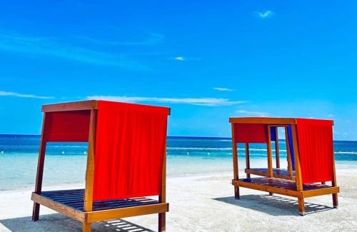 Montego Bay Villa | Hospitality Expert GREENS: 6BR Pool Beach Chef