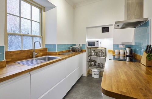 Sandsend House | Host & Stay | Beachside Cottage