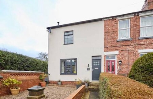 Stanley House | Host Stay Butterfly Cottage