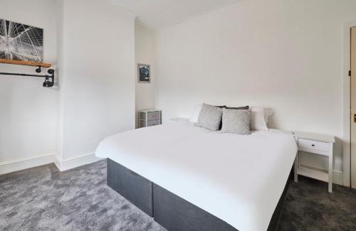 Lowton House | Host & Stay - Church Street